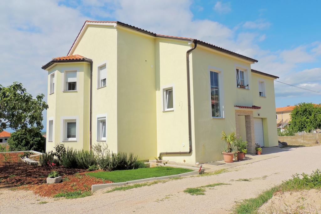 Private Accommodation Kirincic Vrh  外观 照片